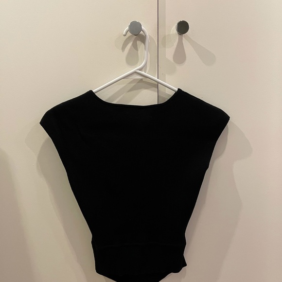 Wilfred ribbed cutout top - Picture 2 of 4